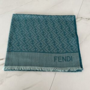 Stola Fendi
