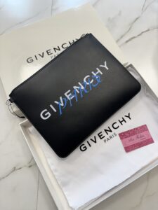 Pouch Givenchy